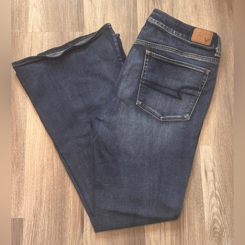 American Eagle Women’s Jeans Super Super Stretch Bootcut Sz 16